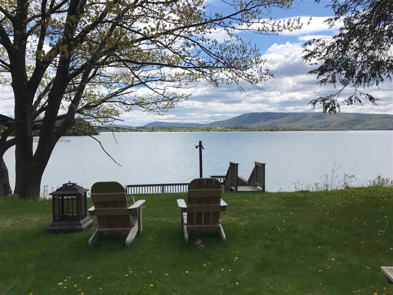 482 Stillmeadow Lane Addison, VT 05491 - Photo 5 of 32