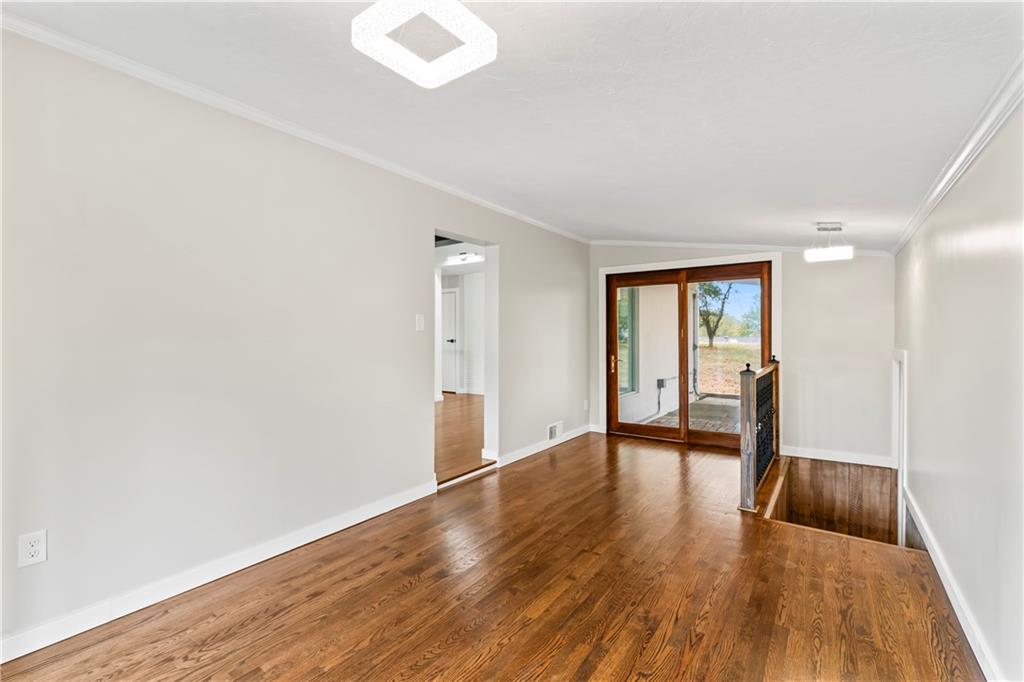 687 Bower Hill Road Venetia, PA 15367 - Photo 12 of 37