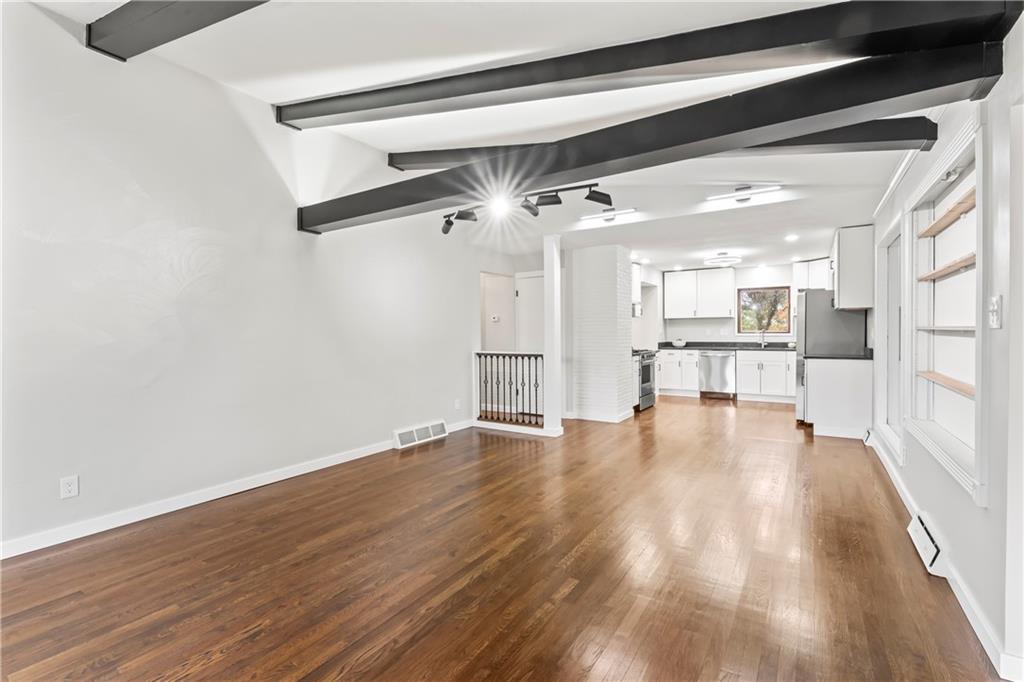 687 Bower Hill Road Venetia, PA 15367 - Photo 14 of 37