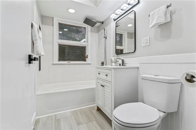 $400,000 | 687 Bower Hill Road, Venetia, PA 15367