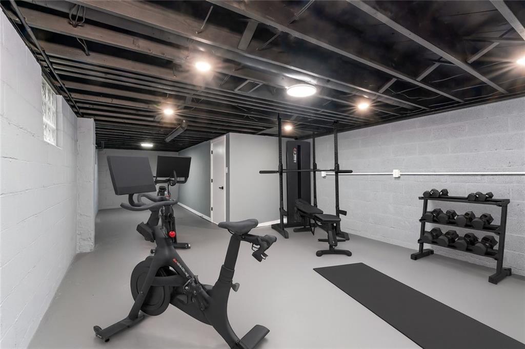 687 Bower Hill Road Venetia, PA 15367 - Photo 29 of 37