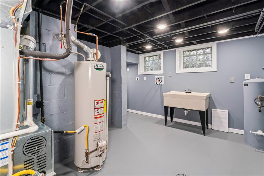 687 Bower Hill Road Venetia, PA 15367 - Photo 30 of 37