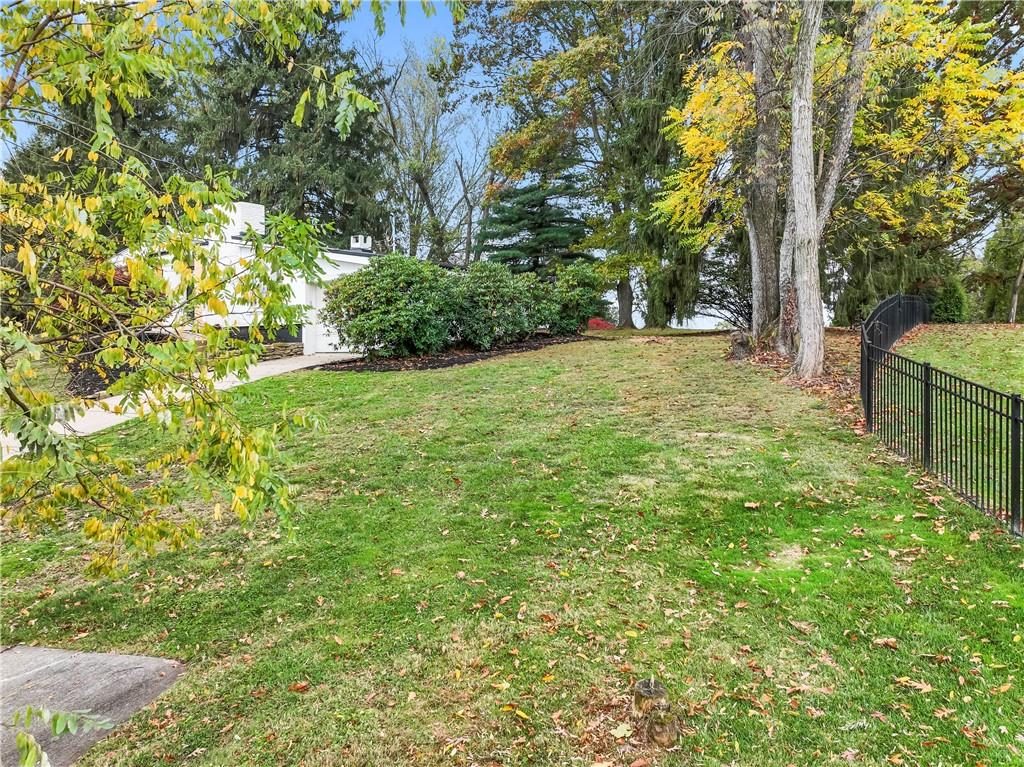 687 Bower Hill Road Venetia, PA 15367 - Photo 34 of 37