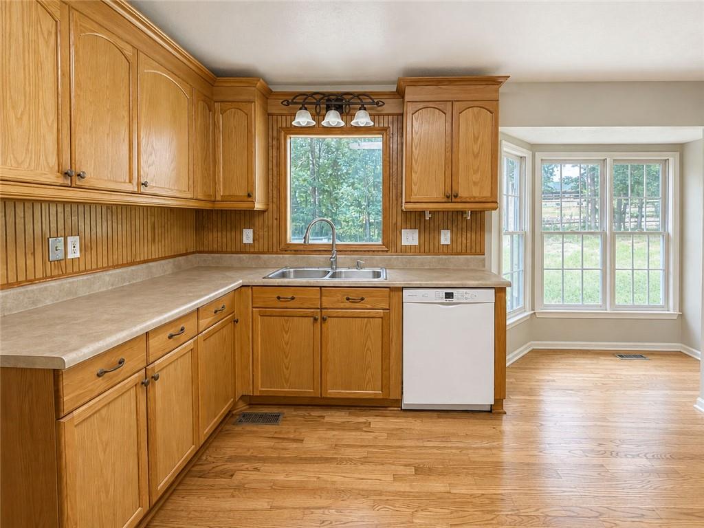 2008 Brooks Road Southeast Dacula, GA 30019 - Photo 4 of 19 Gallery Image 4