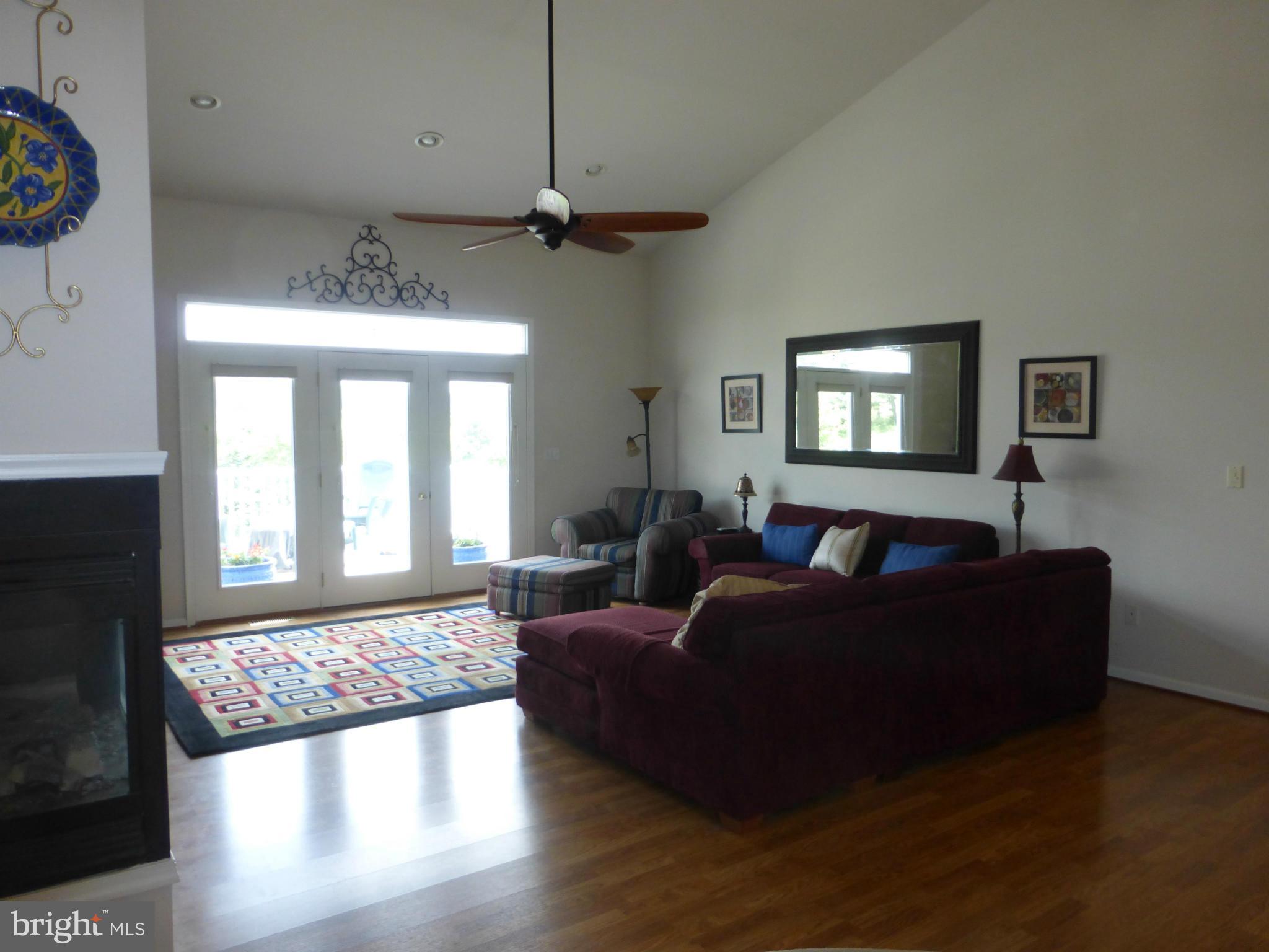 12383 Jesse Smith Road Mount Airy, MD 21771 - Photo 9 of 29 Family Room