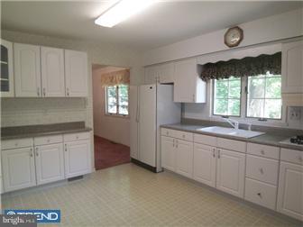 205 Valley Road Morrisville, PA 19067 - Photo 4 of 12 Kitchen