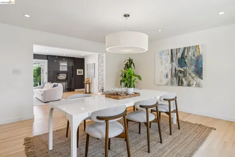 $2,995,000 | 11 Huntleigh Road, Piedmont, CA 94611