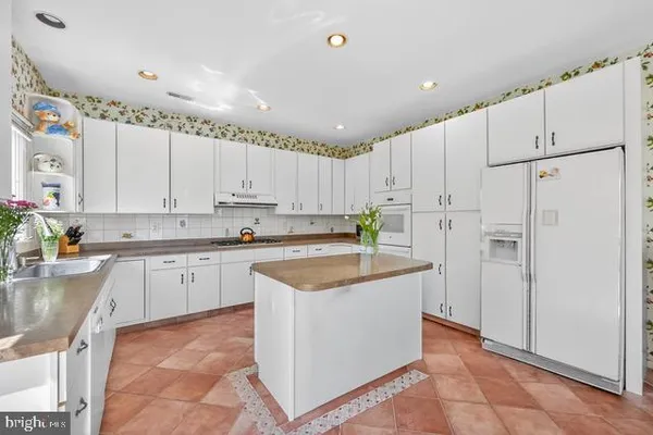 $749,000 | 46 Downing Lane, Voorhees, NJ 08043
