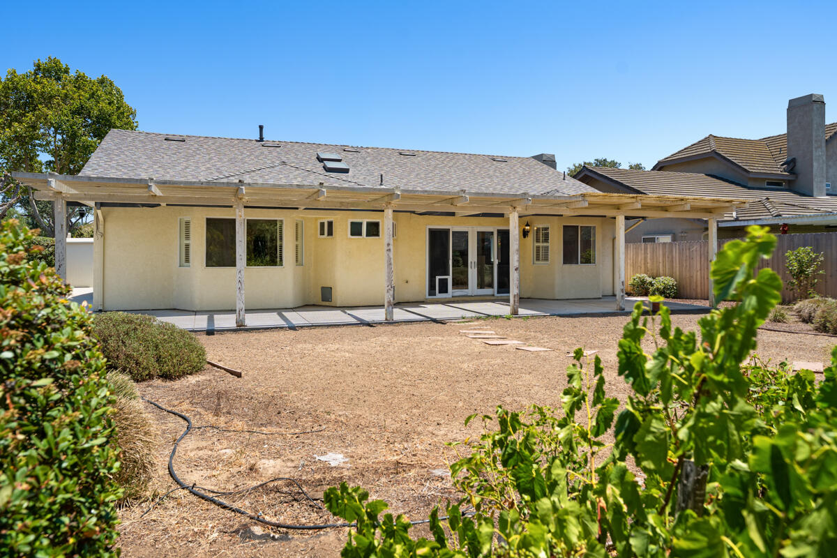 203 Vester Sted Solvang, CA 93463 - Photo 32 of 66 _ROY5951