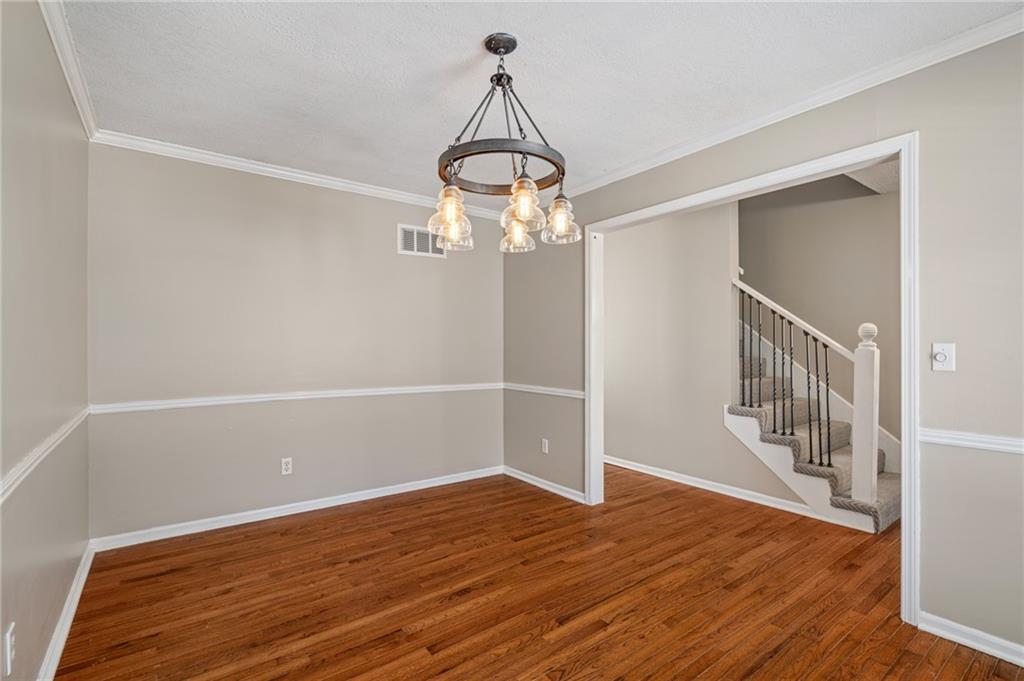 7216 Rene Street Shawnee, KS 66216 - Photo 9 of 55