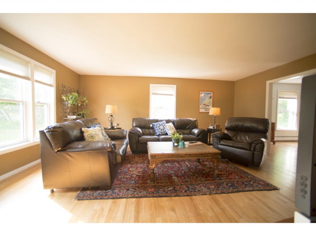2 Long Hill Road Stratham, NH 03885 - Photo 4 of 33