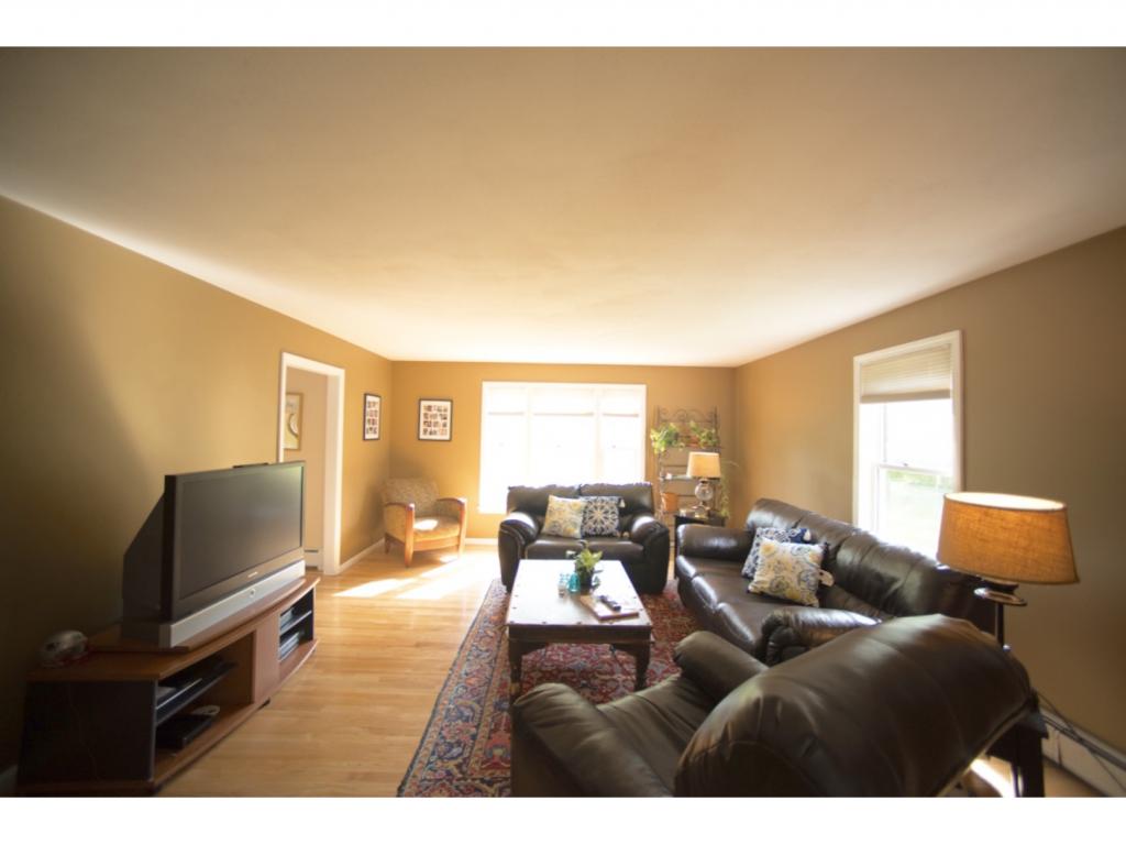 2 Long Hill Road Stratham, NH 03885 - Photo 5 of 33