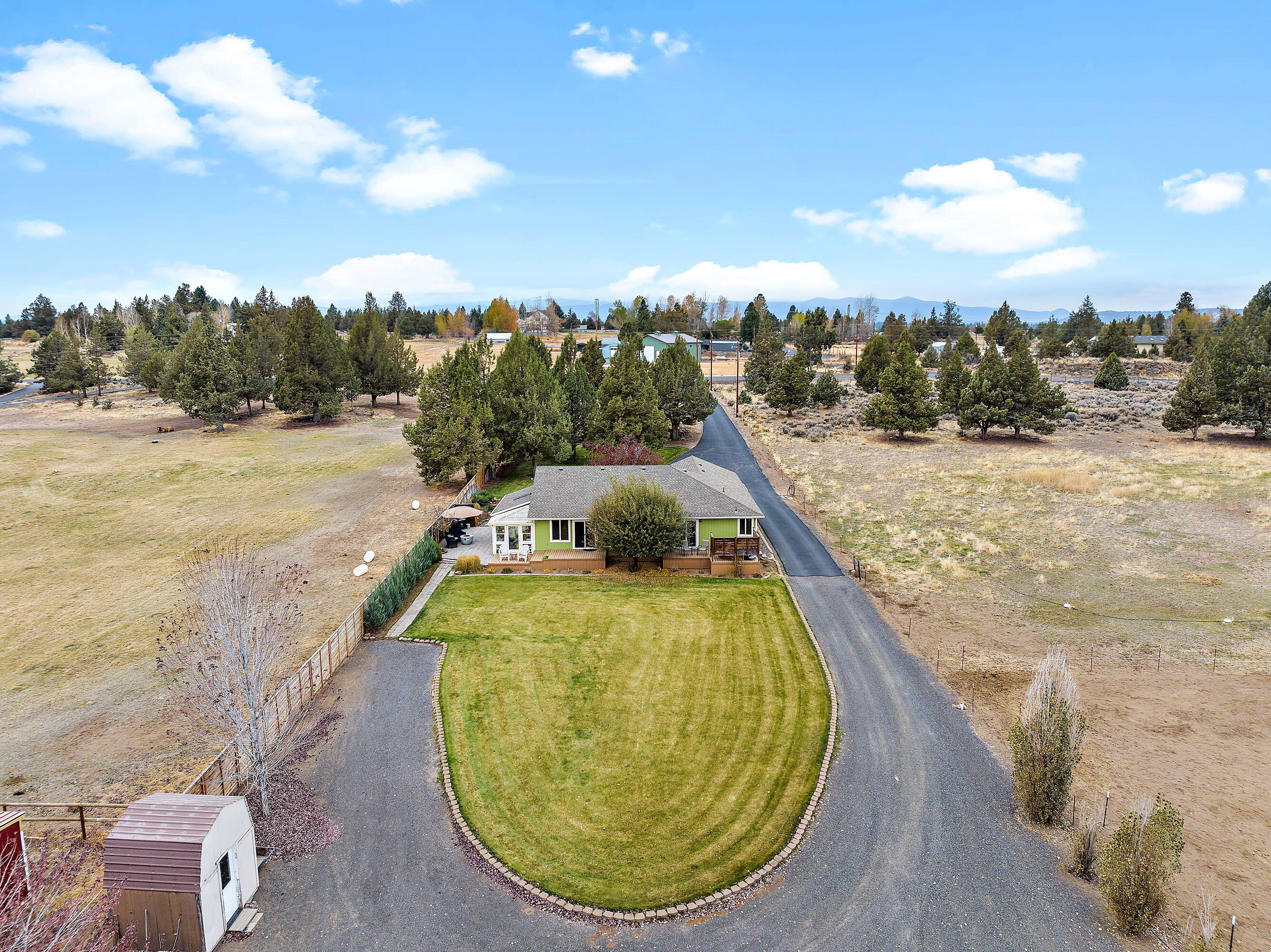 61350 Larsen Road Bend, OR 97702 - Photo 47 of 47 48