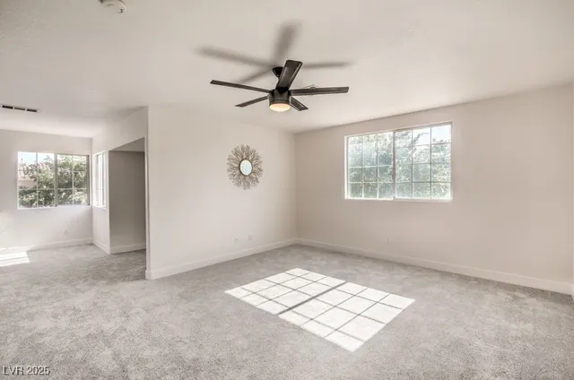 $2,700 | 1312 Mt Hamilton, Las Vegas, NV 89117