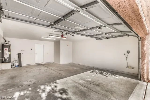 $2,700 | 1312 Mt Hamilton, Las Vegas, NV 89117