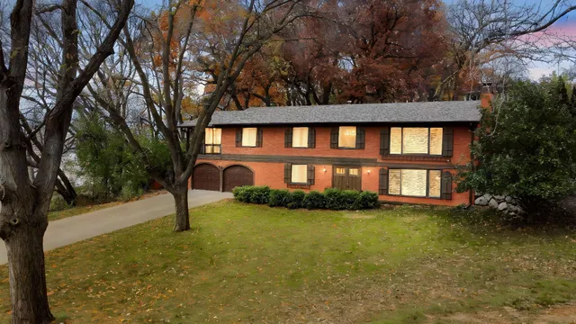 $649,900 | 1533 Clare Lane, Minnetonka, MN 55391