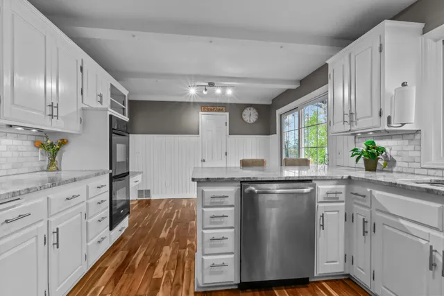 $629,900 | 1533 Clare Lane, Wayzata, MN 55391