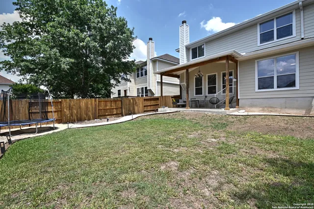 $2,450 | 165 Red Hawk, San Antonio, TX 78258