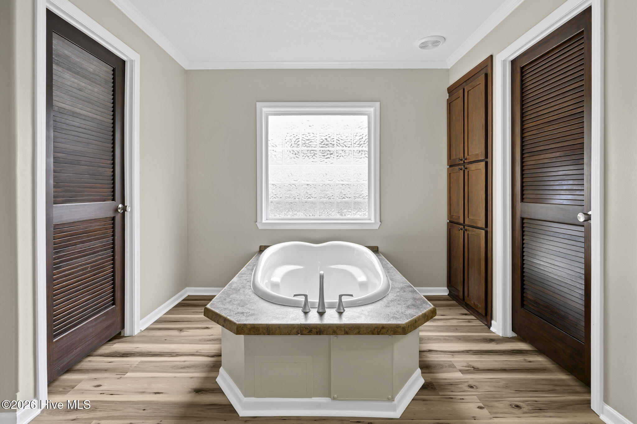 552 Colonial Landing Road Southeast Bolivia, NC 28422 - Photo 23 of 53 23-web-or-mls-Primary bath