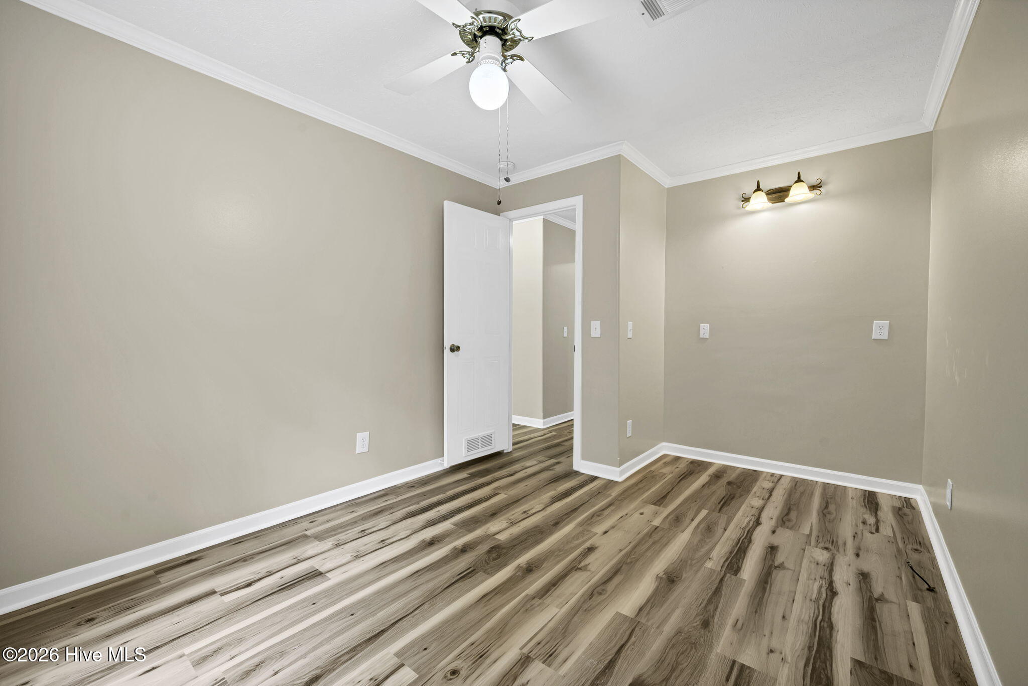 552 Colonial Landing Road Southeast Bolivia, NC 28422 - Photo 30 of 53 Office w/ Walk in Closet