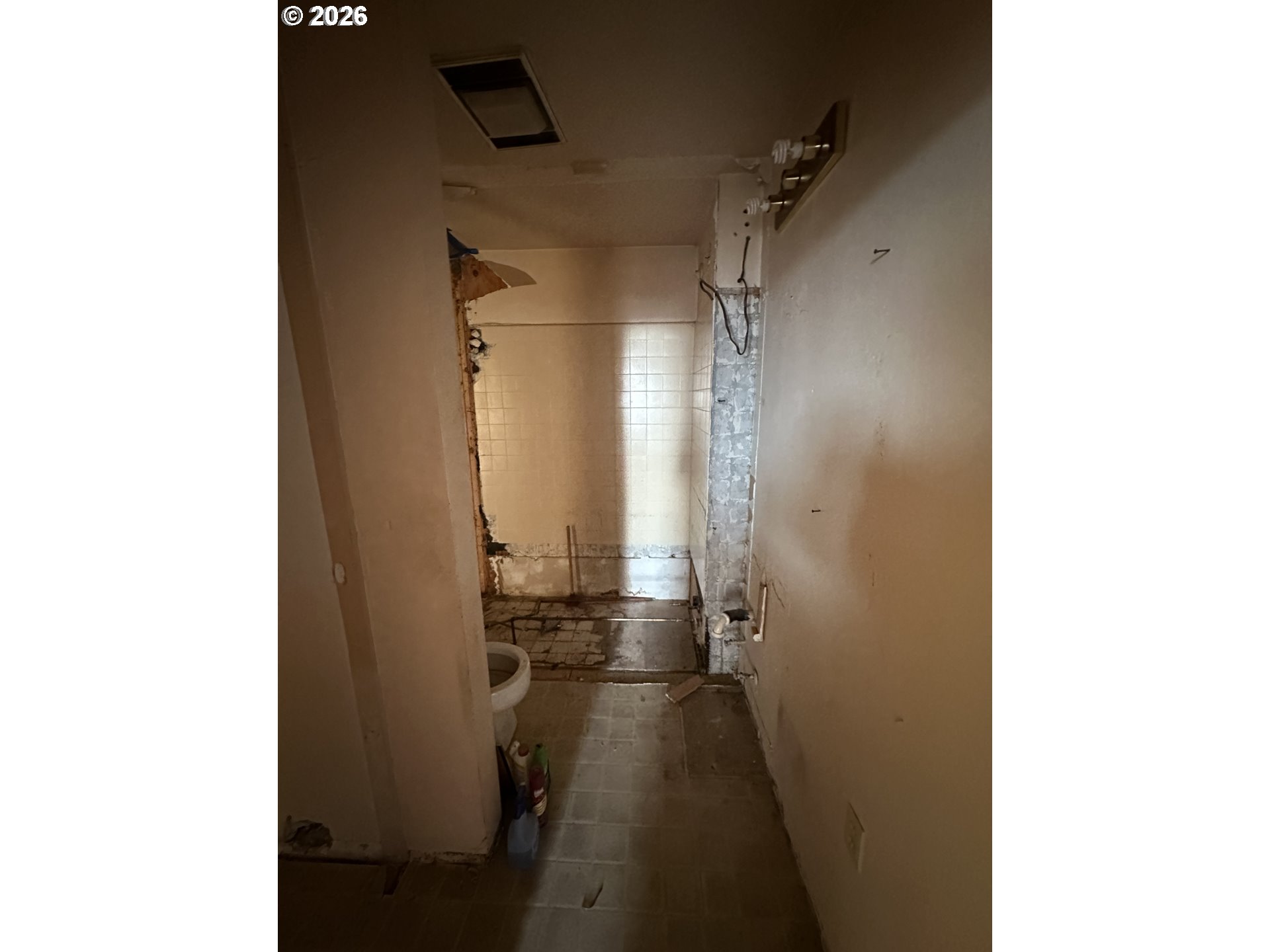 136863 Highway 97 Crescent, OR 97733 - Photo 12 of 19 a view of a bathroom