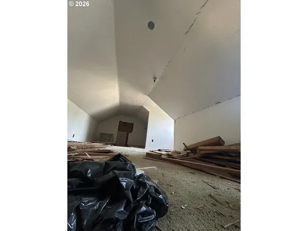 $189,900 | 136863 Highway 97, Crescent, OR 97733