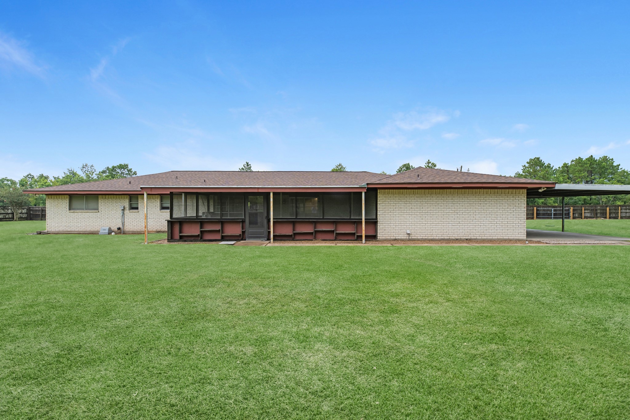 7315 Pine Street Manvel, TX 77578 - Photo 30 of 50 front view of a house with a yard
