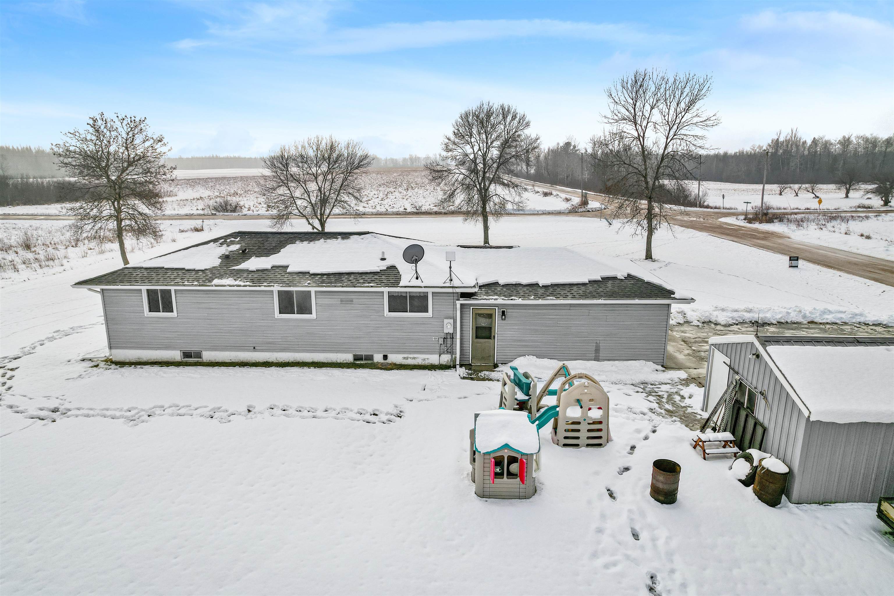 N2108 South R-1 Lane Menominee, MI 49858 - Photo 19 of 25