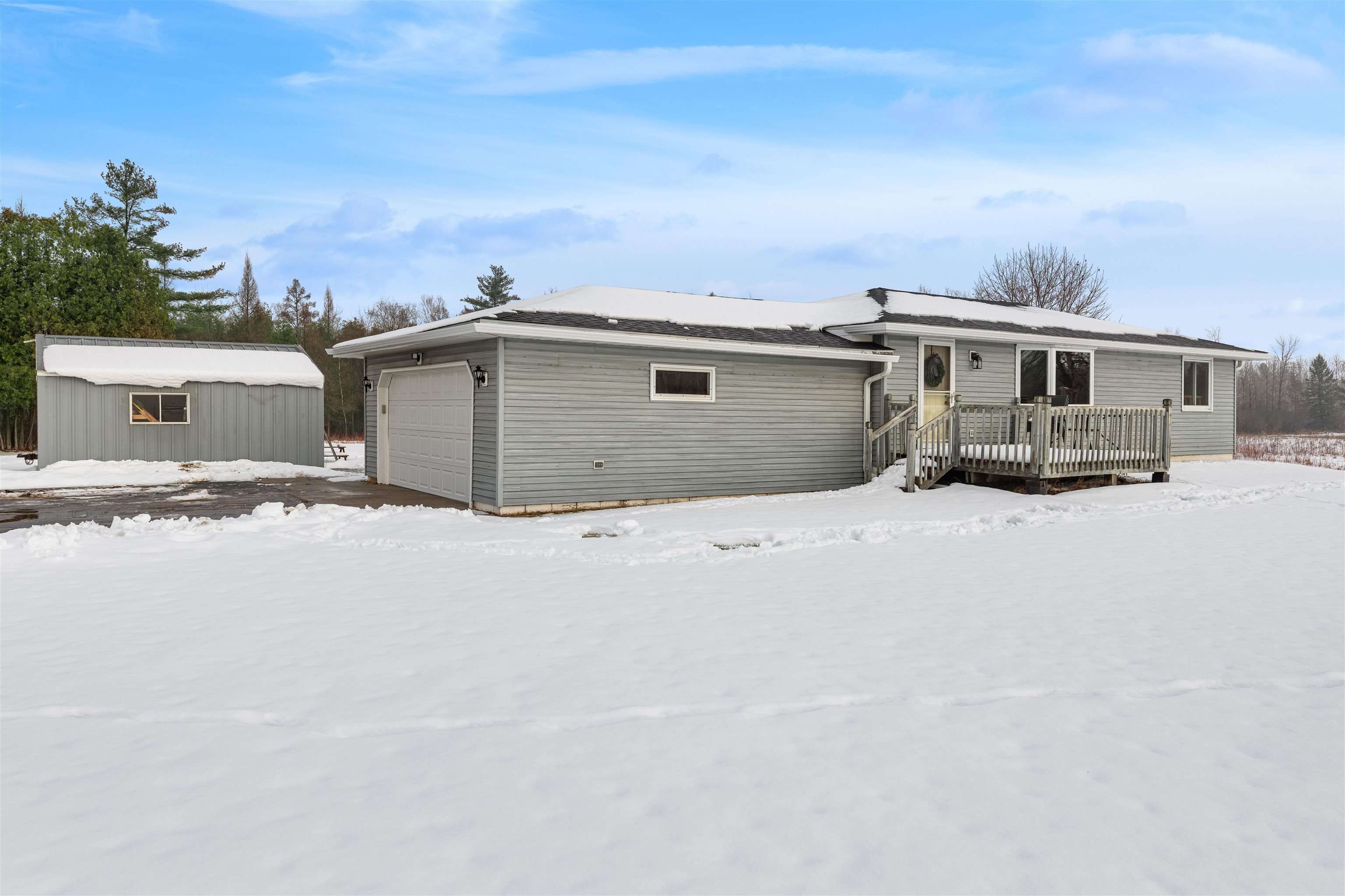 N2108 South R-1 Lane Menominee, MI 49858 - Photo 22 of 25