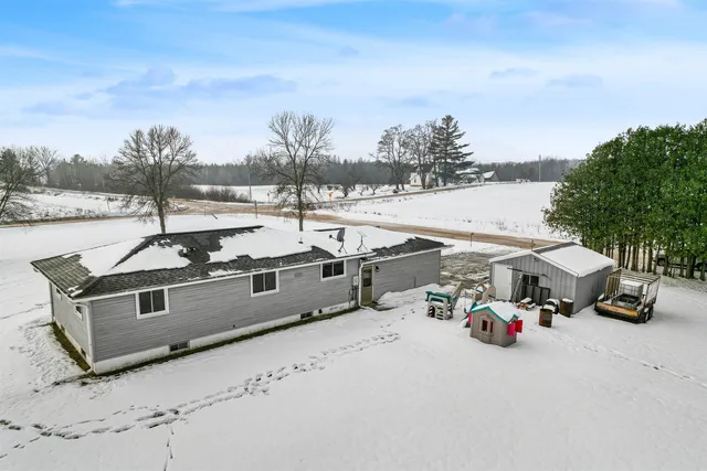 $239,900 | N2108 South R-1 Lane, Menominee, MI 49858