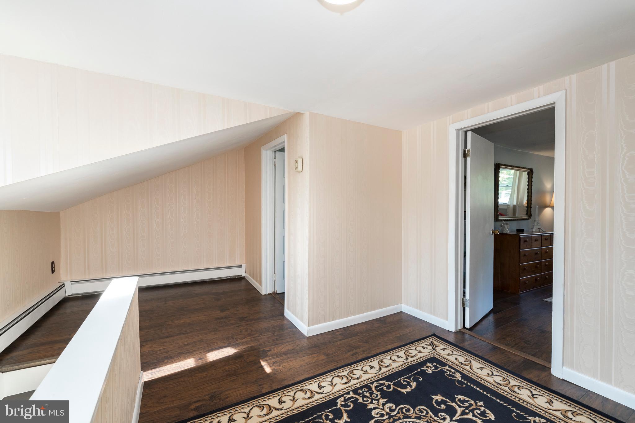 530 North Pleasantview Road Pottstown, PA 19464 - Photo 34 of 45 Second flr landing perfect for playroom or office