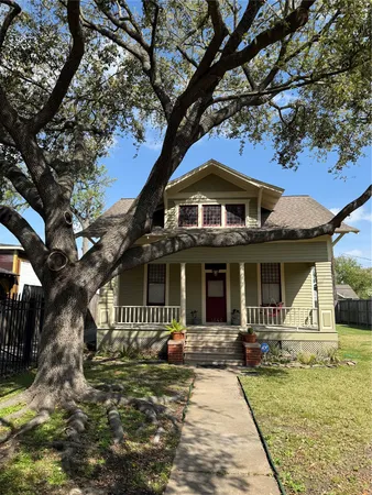 $850,000 | 1846 Arlington Street, Houston, TX 77008