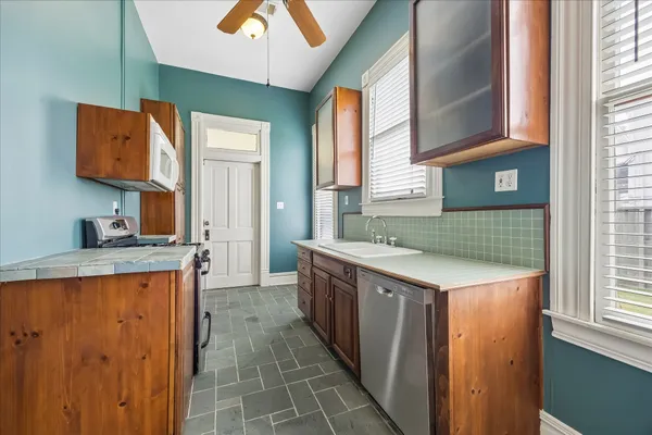 $850,000 | 1846 Arlington Street, Houston, TX 77008