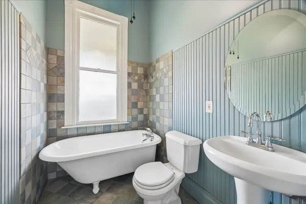 $850,000 | 1846 Arlington Street, Houston, TX 77008