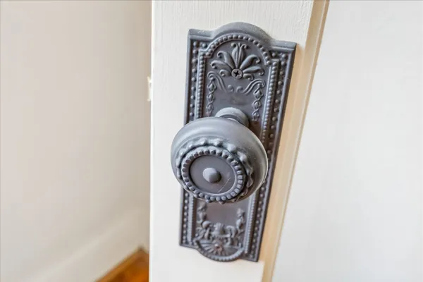 $850,000 | 1846 Arlington Street, Houston, TX 77008