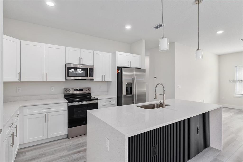 13633 Southwest 82nd Avenue Ocala, FL 34473 - Photo 5 of 38