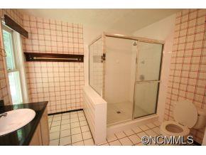 246 West Wonder Road Leicester, NC 28748 - Photo 11 of 23 Gallery Image 11
