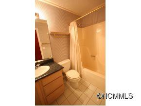 246 West Wonder Road Leicester, NC 28748 - Photo 15 of 23 Gallery Image 15