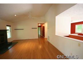 246 West Wonder Road Leicester, NC 28748 - Photo 5 of 23 Gallery Image 5