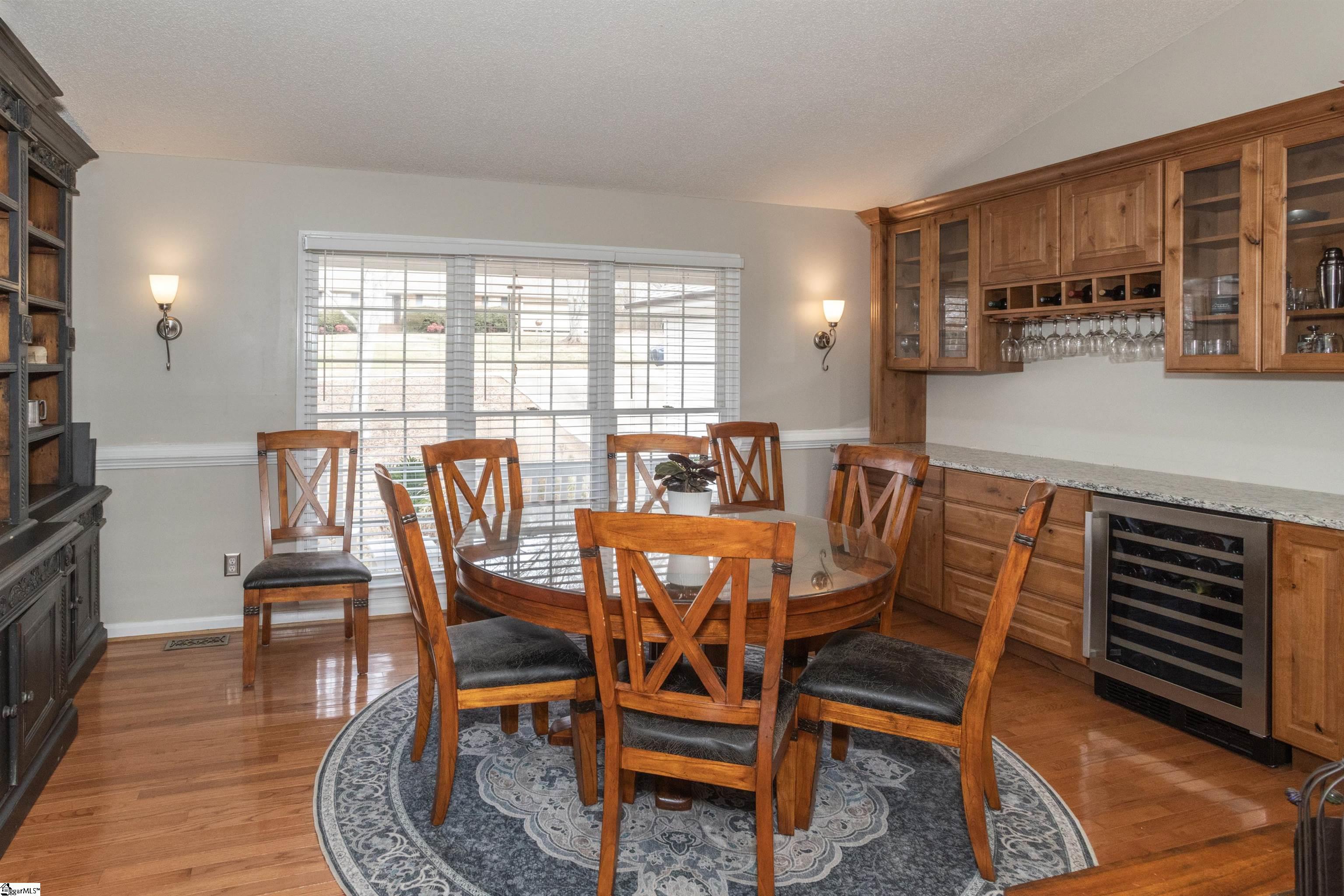 45 Rollingreen Road Greer, SC 29651 - Photo 7 of 30 Gallery Image 7