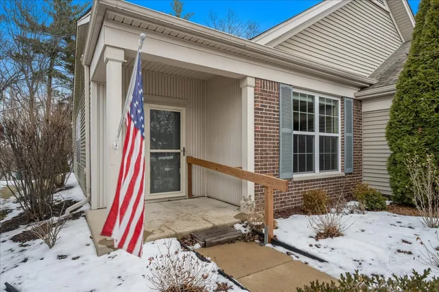 $415,000 | 13962 Redmond Drive, Huntley, IL 60142