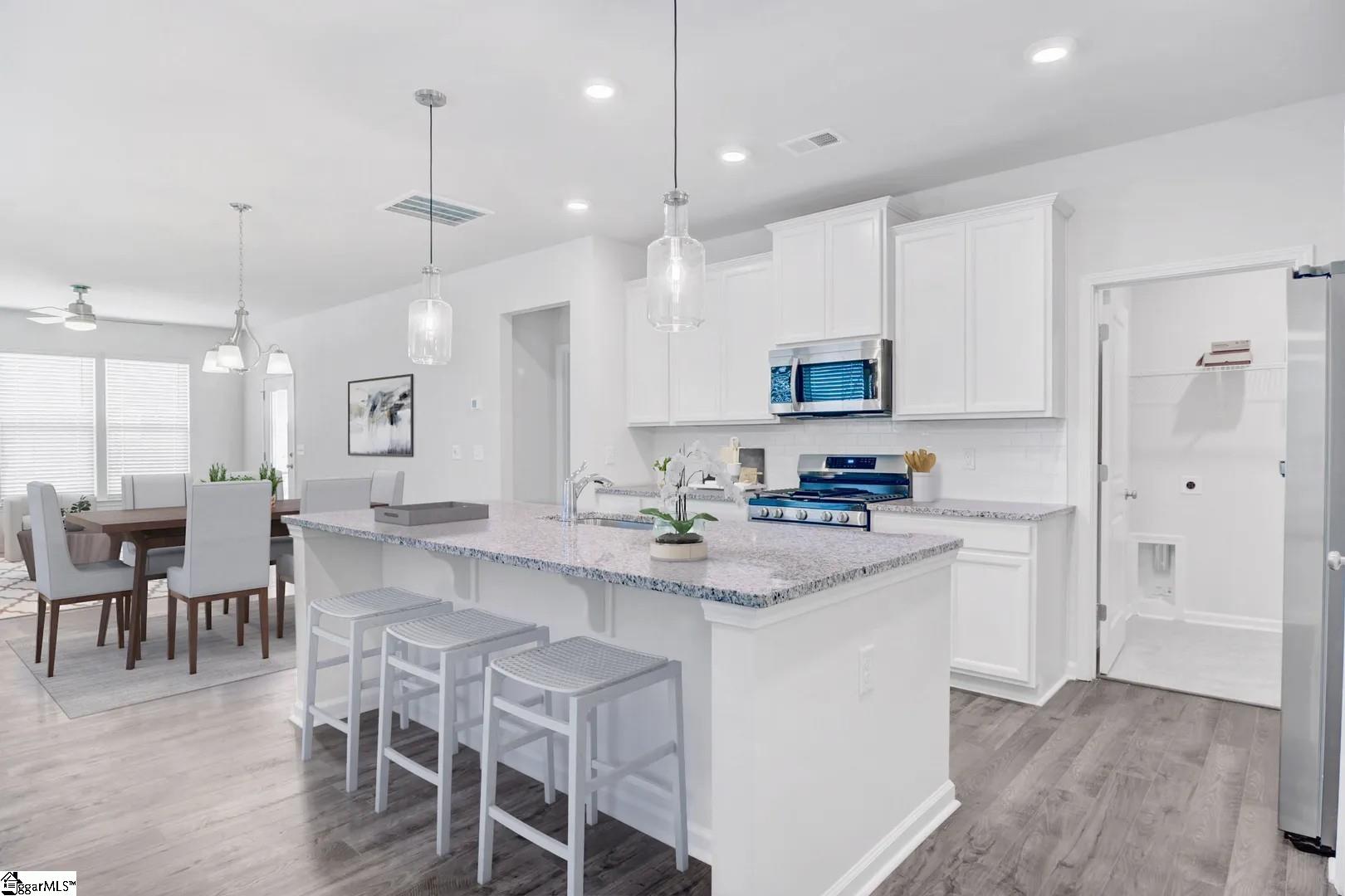 1321 Skytop Drive Greenville, SC 29607 - Photo 2 of 10