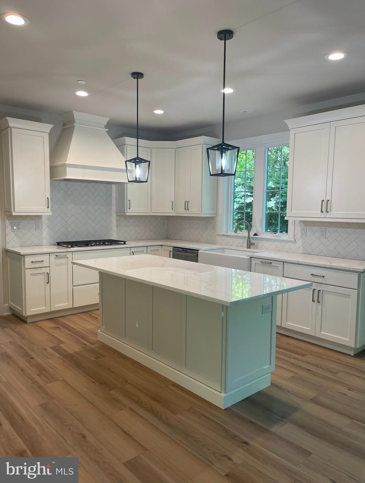 234 Ridge Avenue Newtown, PA 18940 - Photo 4 of 12