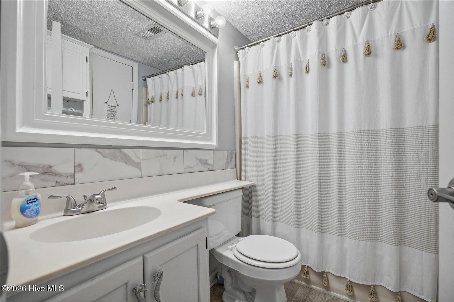 1840 New River Inlet Road, Unit 2307B North Topsail Beach, NC 28460 - Photo 15 of 38 27-IMG_6541