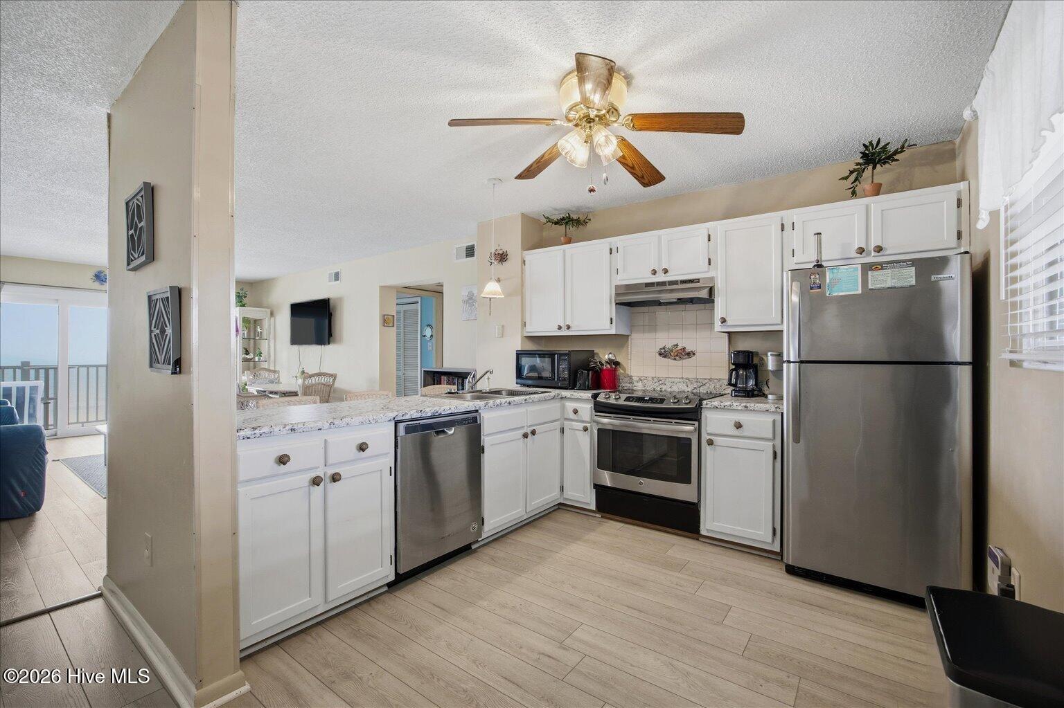 1840 New River Inlet Road, Unit 2307B North Topsail Beach, NC 28460 - Photo 6 of 38 18-IMG_6580