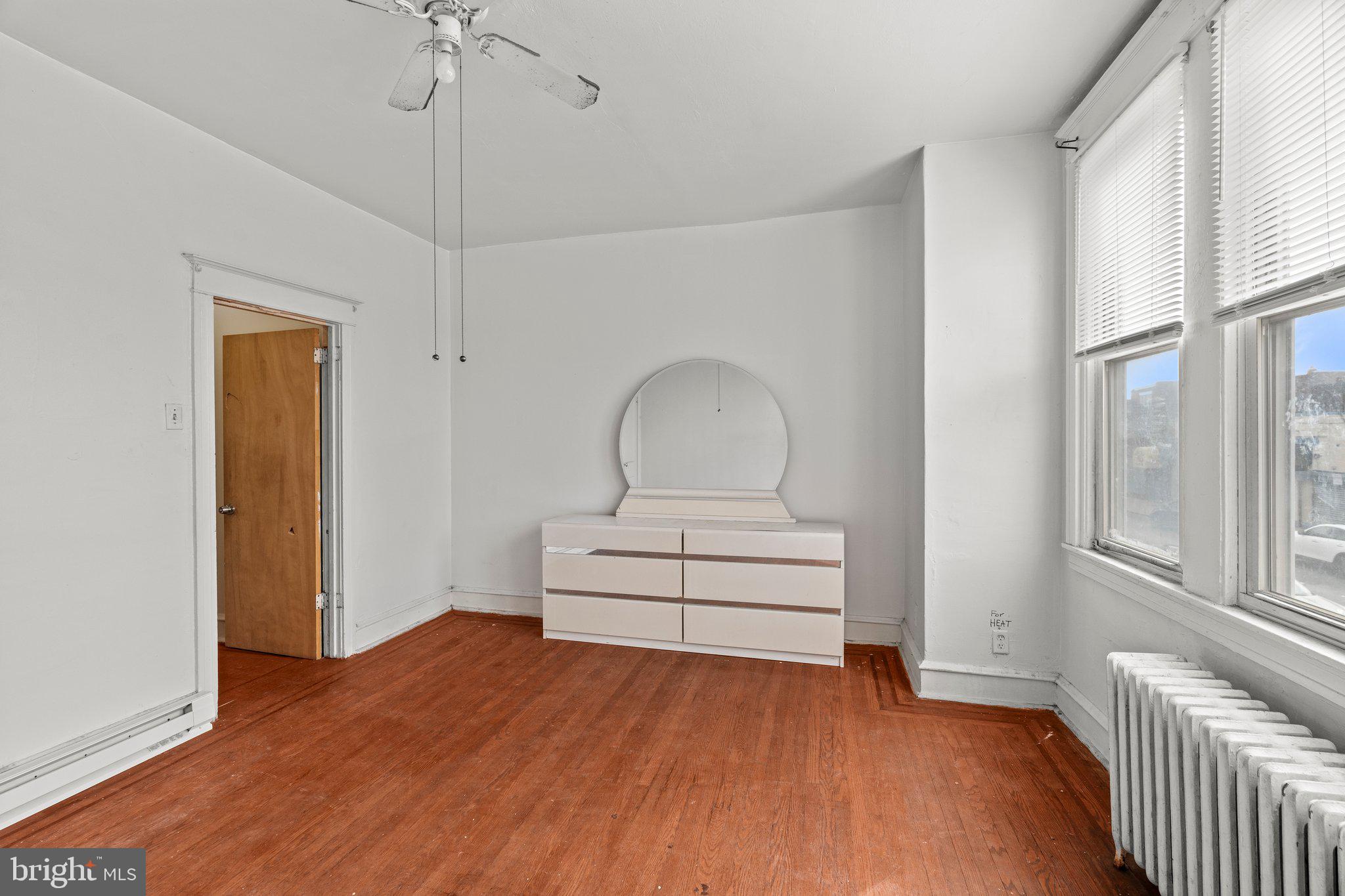 4935-00 Old York Road Philadelphia, PA 19141 - Photo 3 of 14