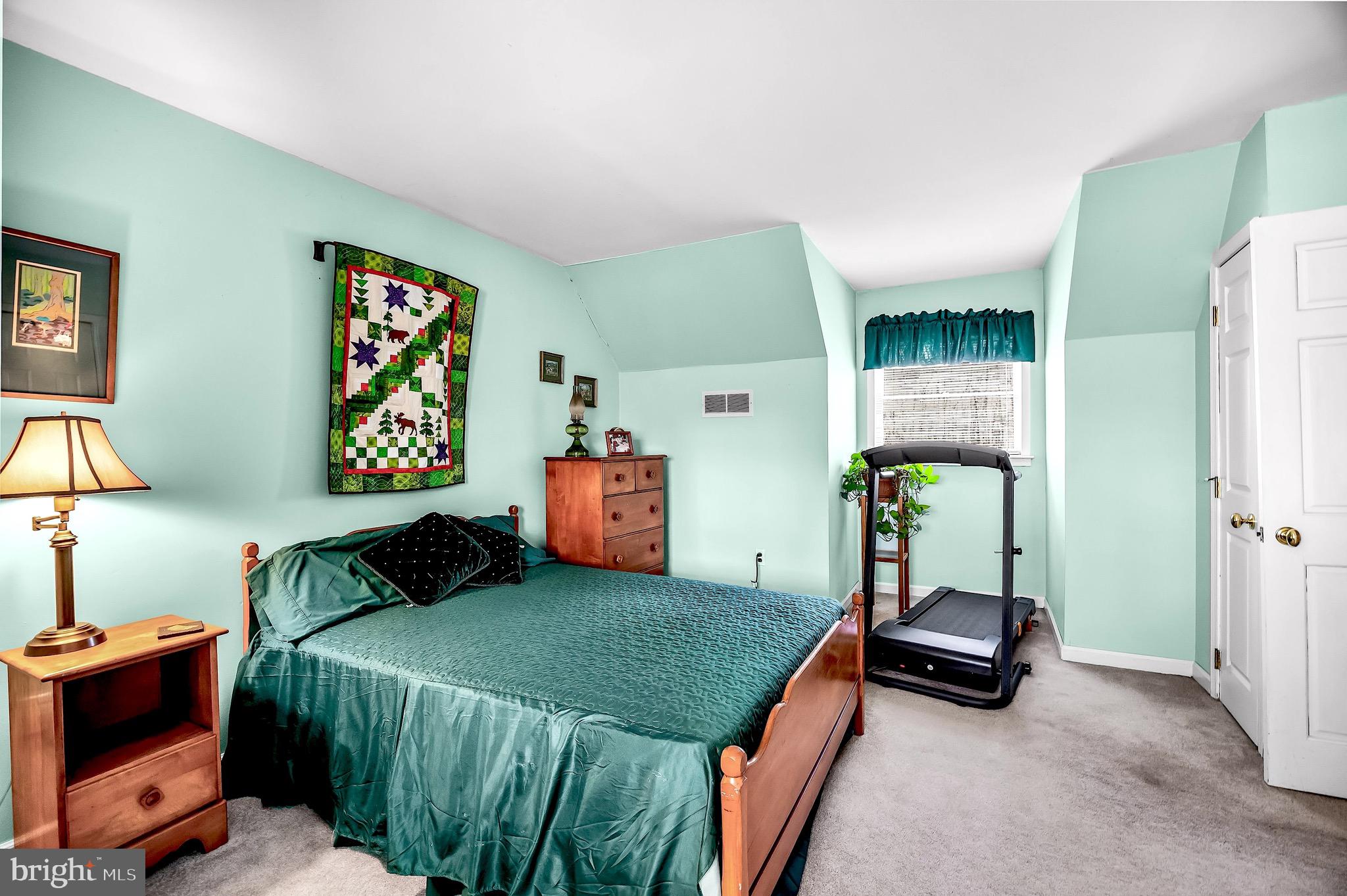 26 Tuckerton Road Shamong, NJ 08088 - Photo 24 of 44 a bedroom with a bed and a dresser