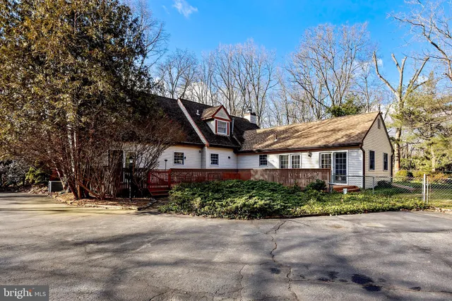 $625,000 | 26 Tuckerton Road, Shamong, NJ 08088