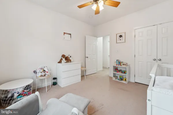 $3,250 | 5722 Callcott Way, Alexandria, VA 22312