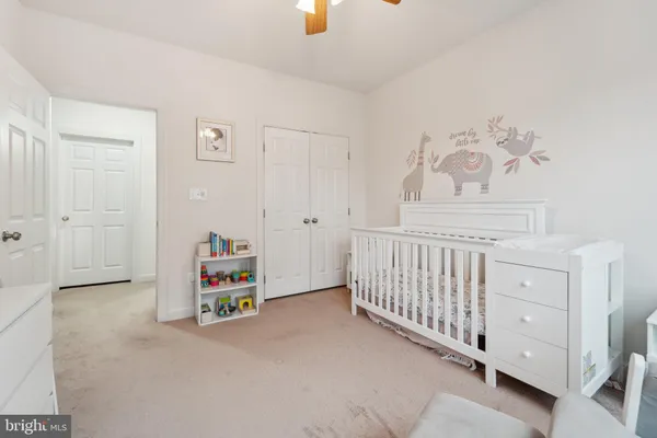 $3,250 | 5722 Callcott Way, Alexandria, VA 22312